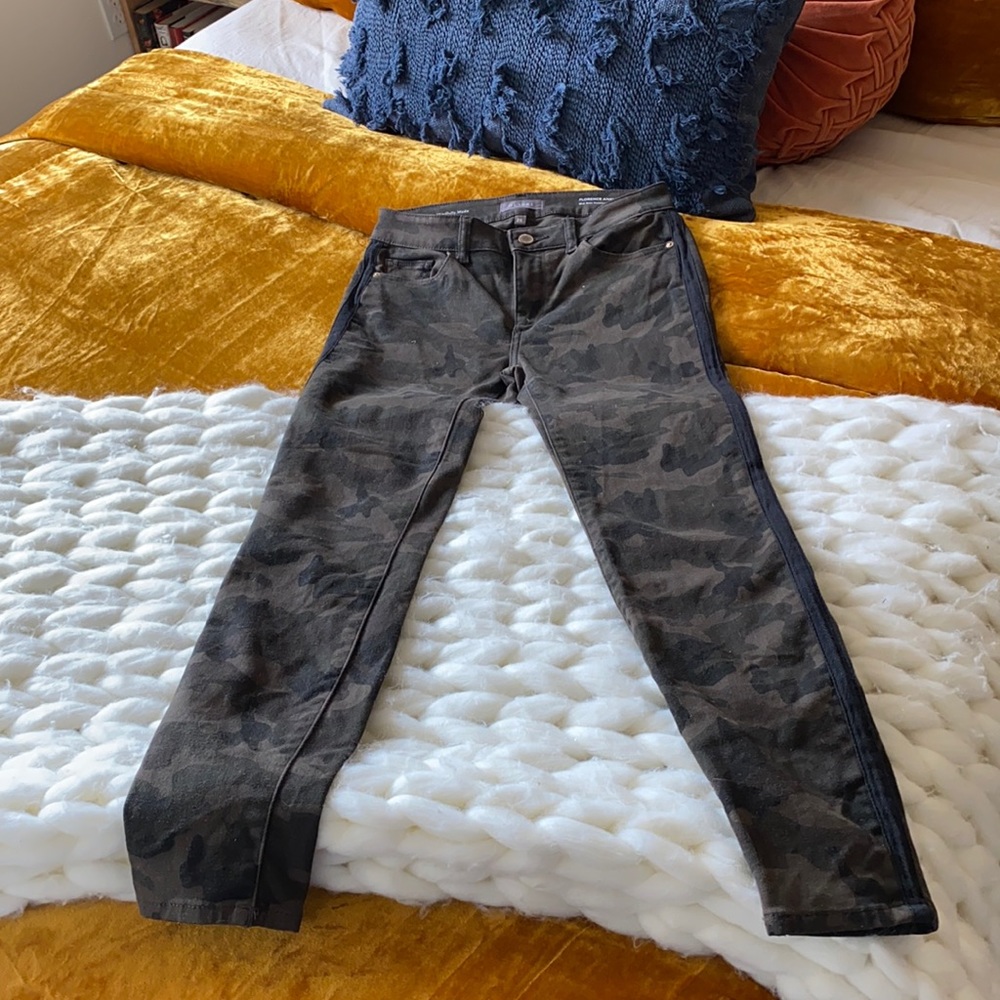 DL1961 Camo Jeans